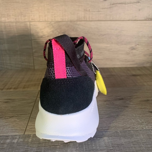 adidas cloudfoam quesa